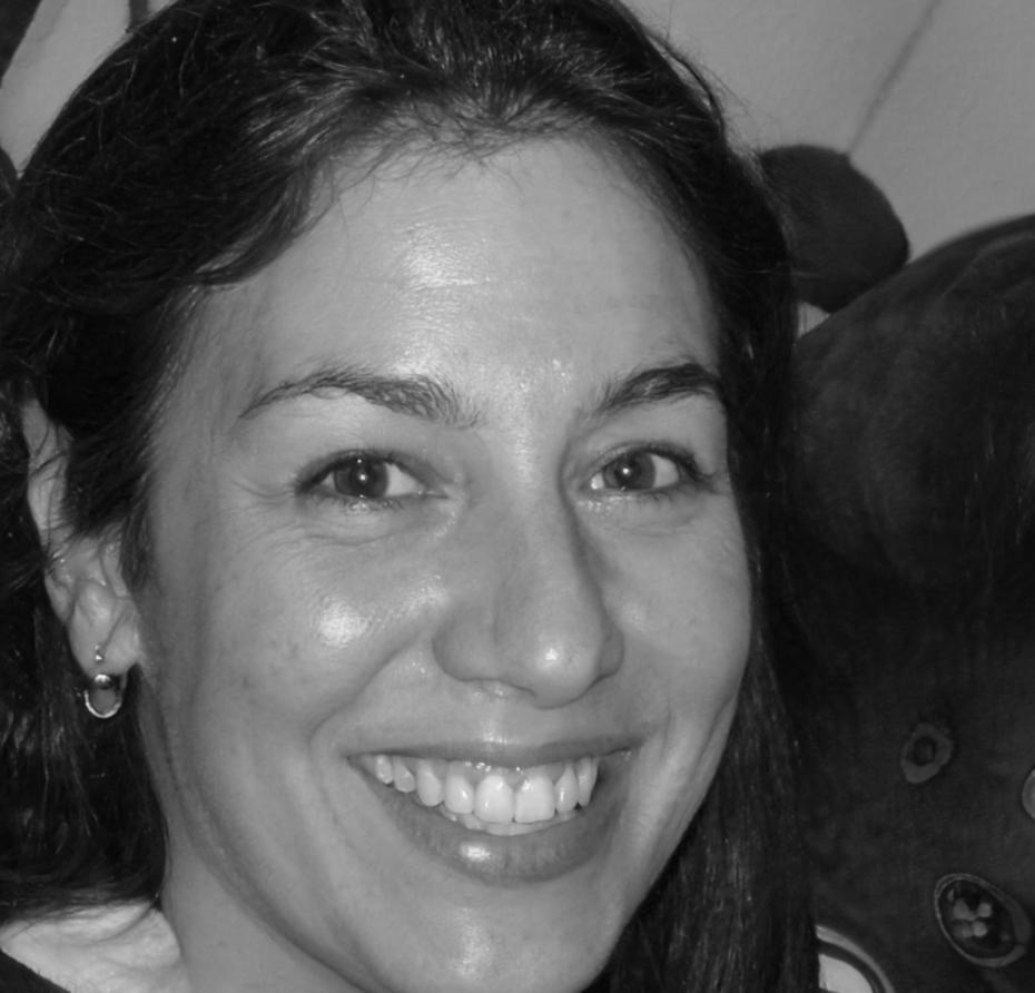 Анна Кивисаар